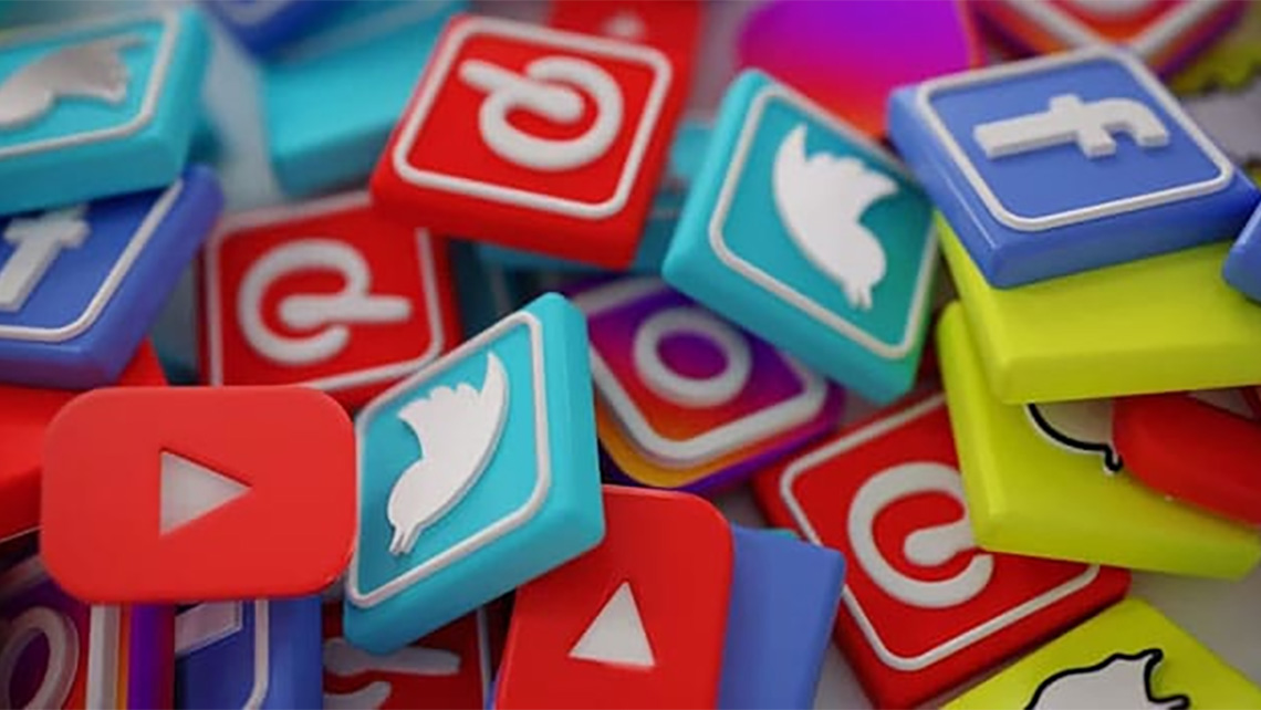 Cracking the Code: Mastering Social Media Algorithms for Organic Growth